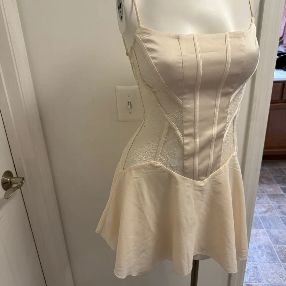 Oh Polly Lace Handkerchief Hem Mini Dress in Ivory - Picture 7 of 15